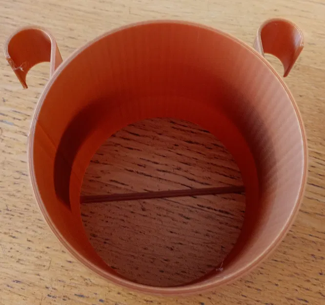 Giá đỡ hũ bơ đậu phộng cho chim ăn - Image 9