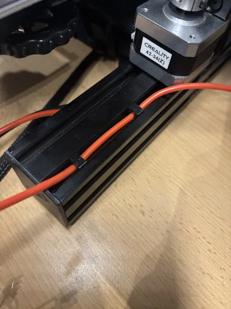 Nắp che dây điện cho nhôm V-Slot (V-Slot Cable Cover) - Image 1