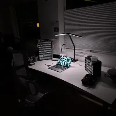 Đèn bàn / Lightbar tối giản tự chế