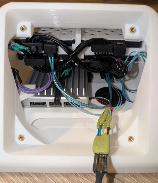 Vỏ case 4-Bay SATA SSD cho Zimaboard 2 - Image 7