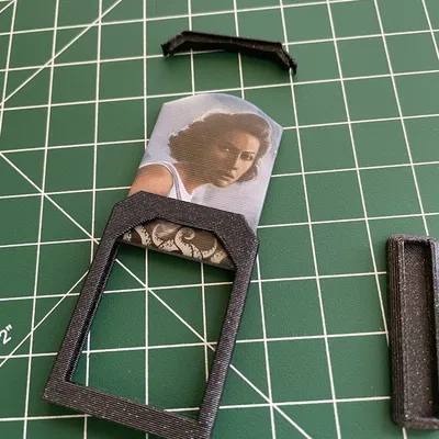 Đế giữ Token cho nhân vật Eldritch Horror - Dạng khung