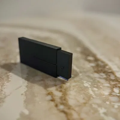 Dao rọc giấy sử dụng lưỡi dao tặng kèm của Bambu