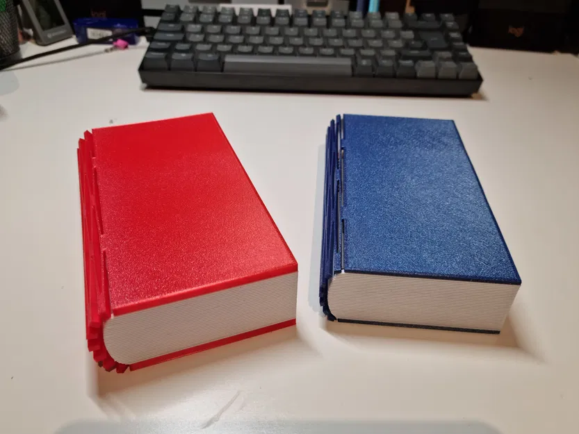 Dice Book - Hộp đựng xúc xắc thiết kế dạng sách - Image 4