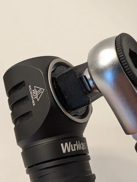 Dụng cụ tháo Bezel cho đèn pin Wurkkos HD10 - Image 1