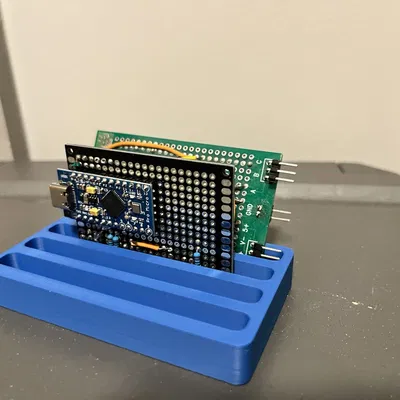 Đế giữ mạch PCB và Protoboard in 3D gọn gàng cho dân kỹ thuật