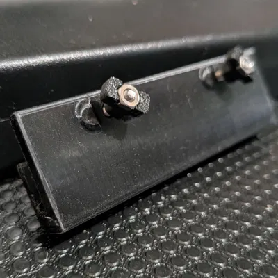 Bộ chuyển đổi thanh treo khay nhựa Akrobin cho bảng Skadis