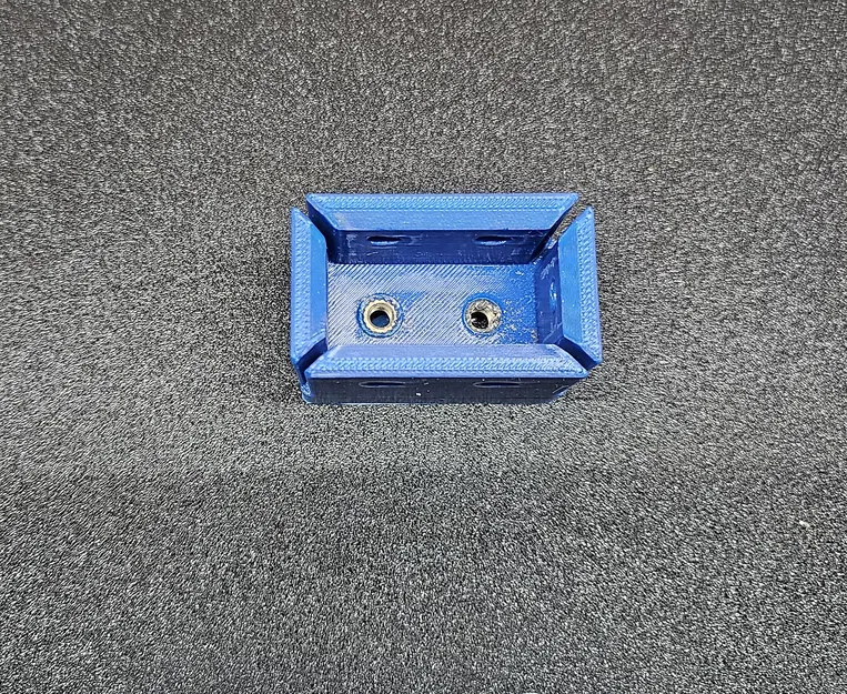 Bộ gá ta-rô lỗ M5 cho nhôm định hình 2040 sử dụng heat set insert - Image 3