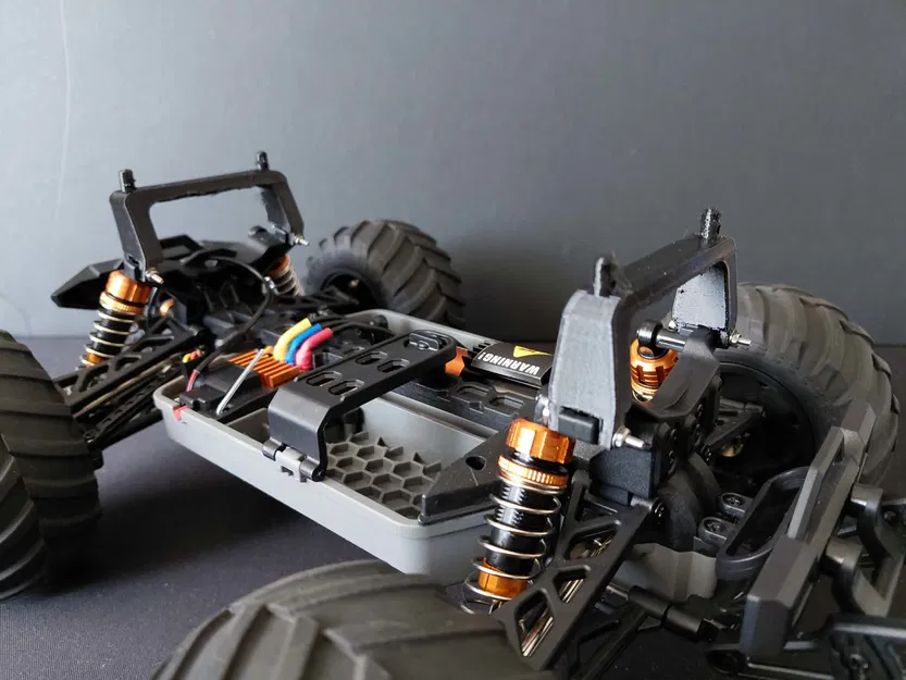 Bộ gá vỏ xe RC 1/14 Hosim (Womaqu) cho dòng xe Hosim M13 Short Course - Image 4