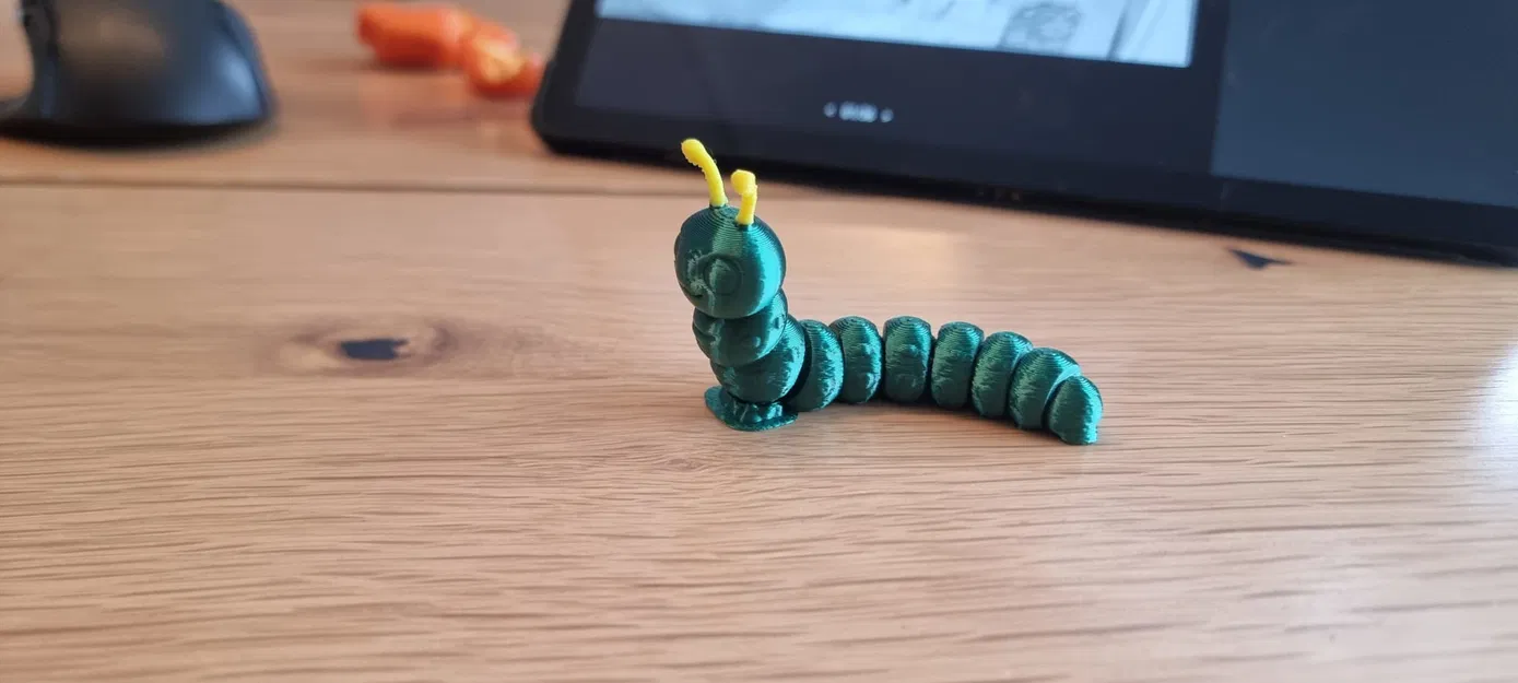 Mô hình chú sâu linh hoạt (Articulated Caterpillar) - Đồ chơi Fidget 3D - Image 2