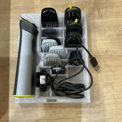 Hộp đựng tông đơ Philips 79xx