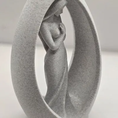 Tượng Người Phụ Nữ Thanh Lịch – Tượng Nữ Trừu Tượng