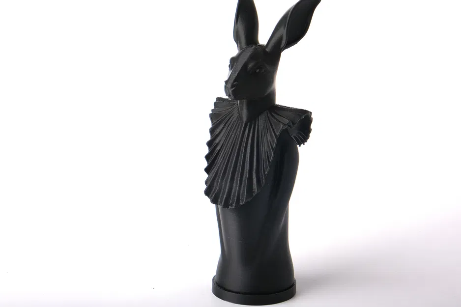 Tượng điêu khắc Rabbit in Ruff - Image 2