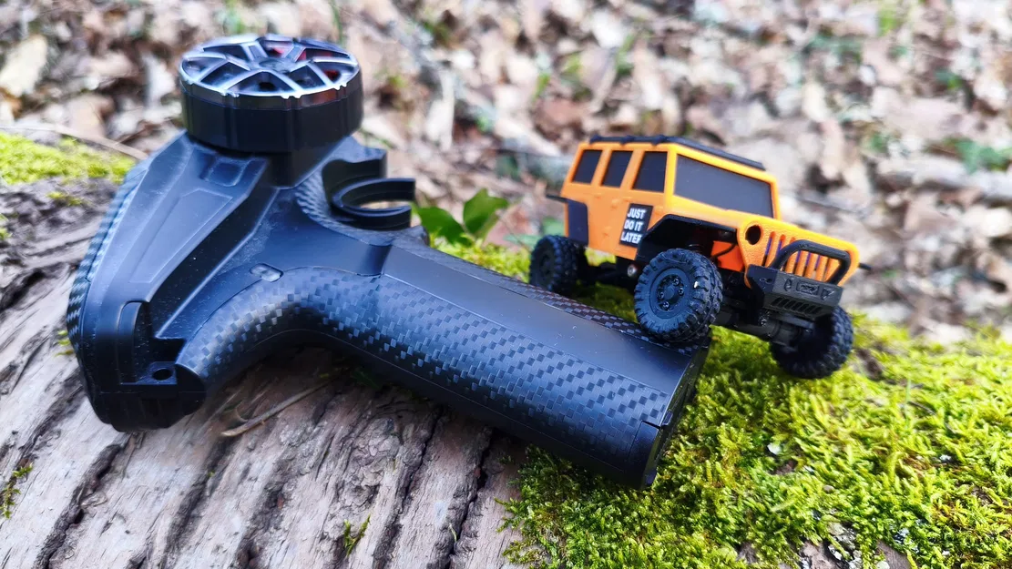 1/43 RC Small Crawler : “the smawler” - Image 1