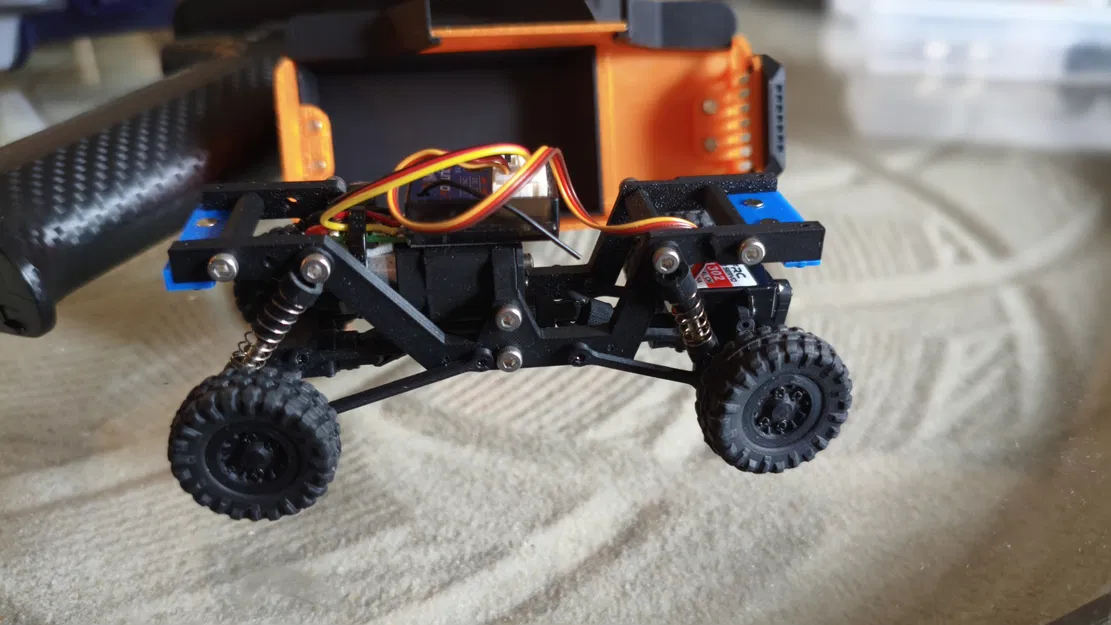 1/43 RC Small Crawler : “the smawler” - Image 6