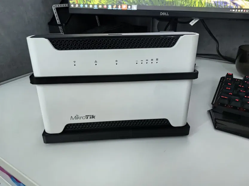 Giá treo tường, giá gắn xe hơi cho Mikrotik Chateau LTE12 - Image 4