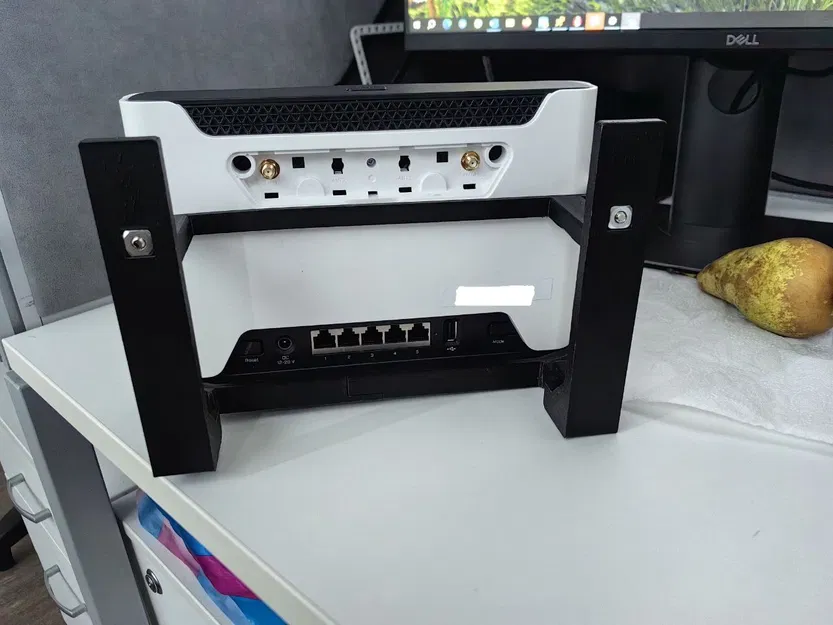 Giá treo tường, giá gắn xe hơi cho Mikrotik Chateau LTE12 - Image 6