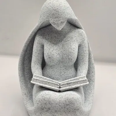 Tượng Mystic Reader – Tác phẩm điêu khắc trừu tượng về người đọc sách