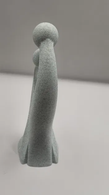 Tượng Cha Mẹ và Con Hình Trái Tim – Tượng Gia Đình - Image 2