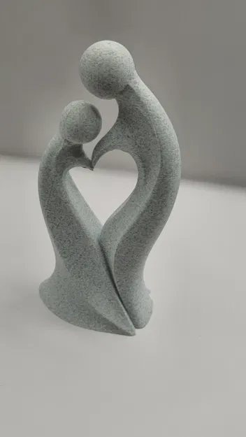 Tượng Cha Mẹ và Con Hình Trái Tim – Tượng Gia Đình - Image 4