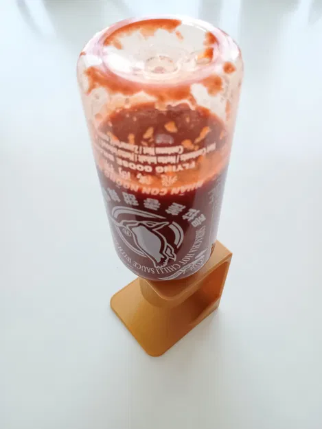 Đế giữ chai tương ớt Sriracha (455 ml) - Image 3