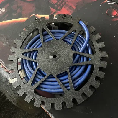 Dụng cụ quấn và sắp xếp dây điện (Extension Cord Coil Organiser)