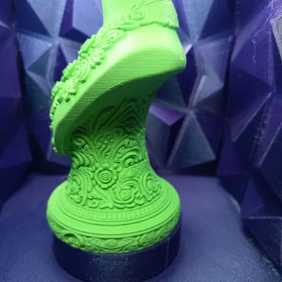 Bệ Trưng Bày Trang Sức Rosavelle Adornment Pedestal Relic