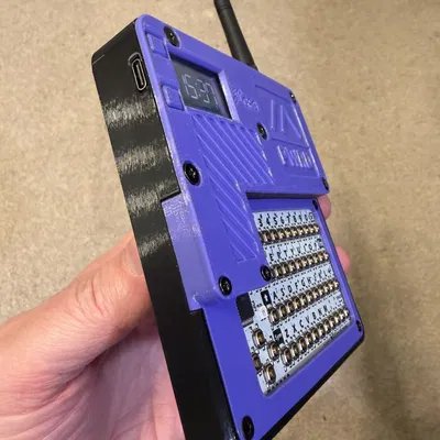 Vỏ case Heltec T114 kèm M5Stack CardKB sử dụng pin 18650