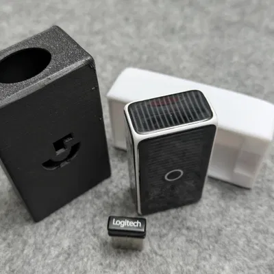 Hộp đựng bảo vệ cho chuột Logitech Cube và đầu USB tiện dụng
