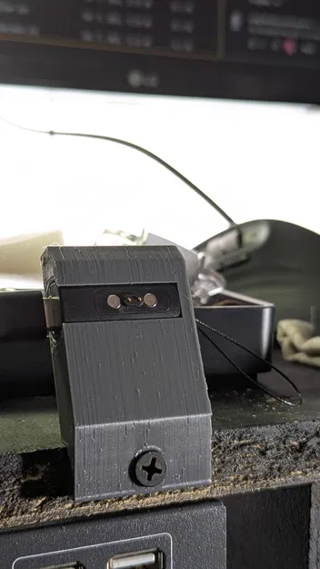 Giá treo bộ sạc Pebble 2 Duo tiện dụng in 3D - Image 2