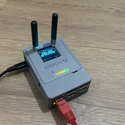 Vỏ hộp MMDVM Dual Hat cho Raspberry Pi 2/3 - Thiết kế in 3D gọn nhẹ