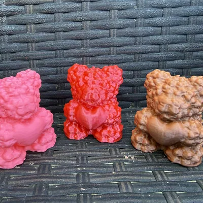 Gấu bông ôm trái tim quà tặng Ngày Quốc tế Phụ nữ