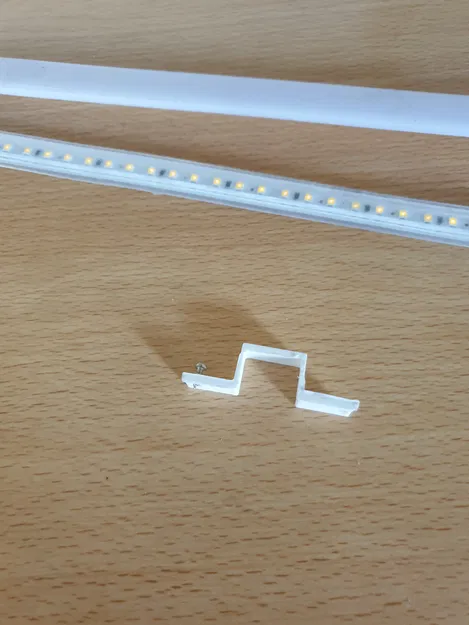 Kẹp cố định thanh đèn LED (LED strip clip) chắc chắn và dễ in - Image 2