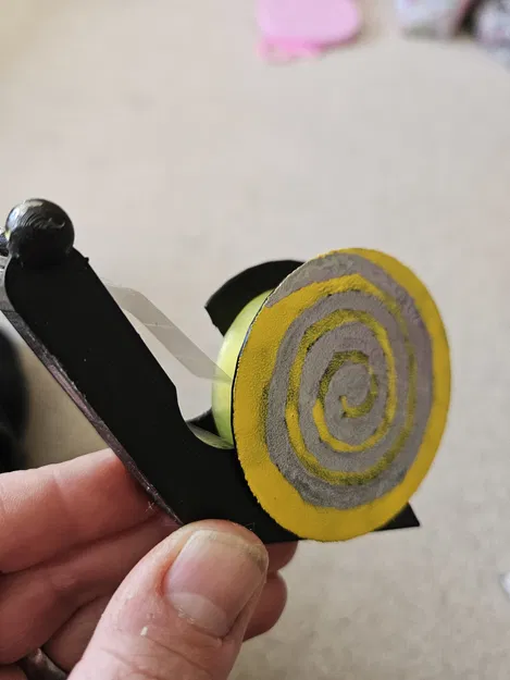 Ống đựng băng keo hình chú ốc sên (Snail tape holder) - Image 10