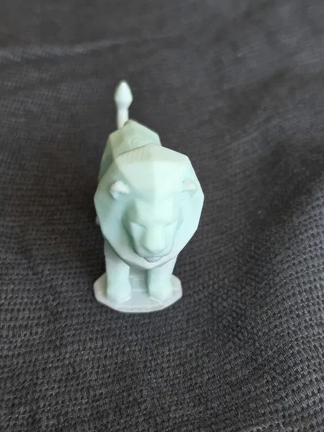 Mô hình sư tử Liam the Lion phong cách Low Poly in 3D ấn tượng - Image 1