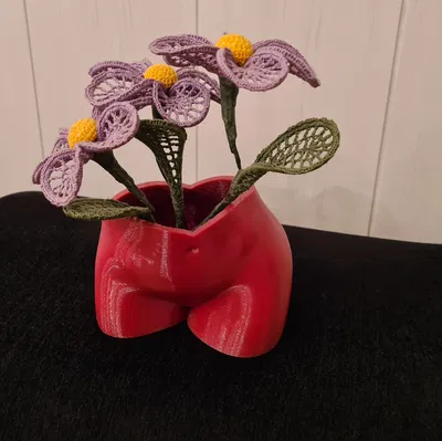 Chậu cây trang trí hình cơ thể nghệ thuật cho ngày Valentine