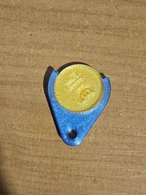 Móc khóa giữ tiền xu 1 Euro in 3D tiện lợi - Image 1