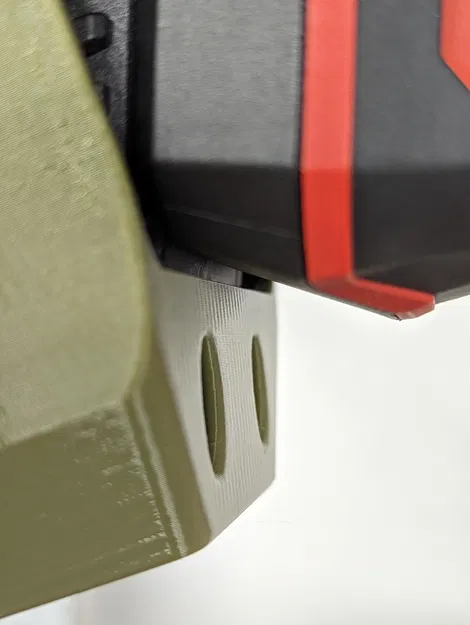 Giá treo tường cho sạc Parkside 20V (PLG 20 A1) - Bản cải tiến - Image 2