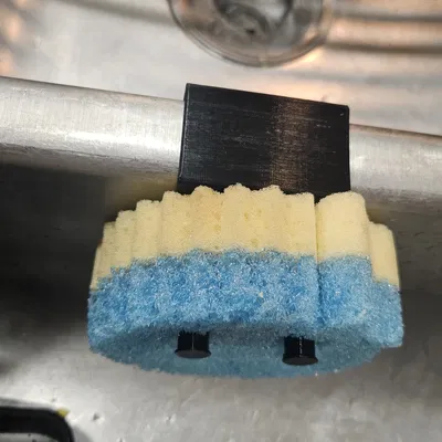 Giá đỡ đơn giản cho miếng rửa bát Scrub Daddy