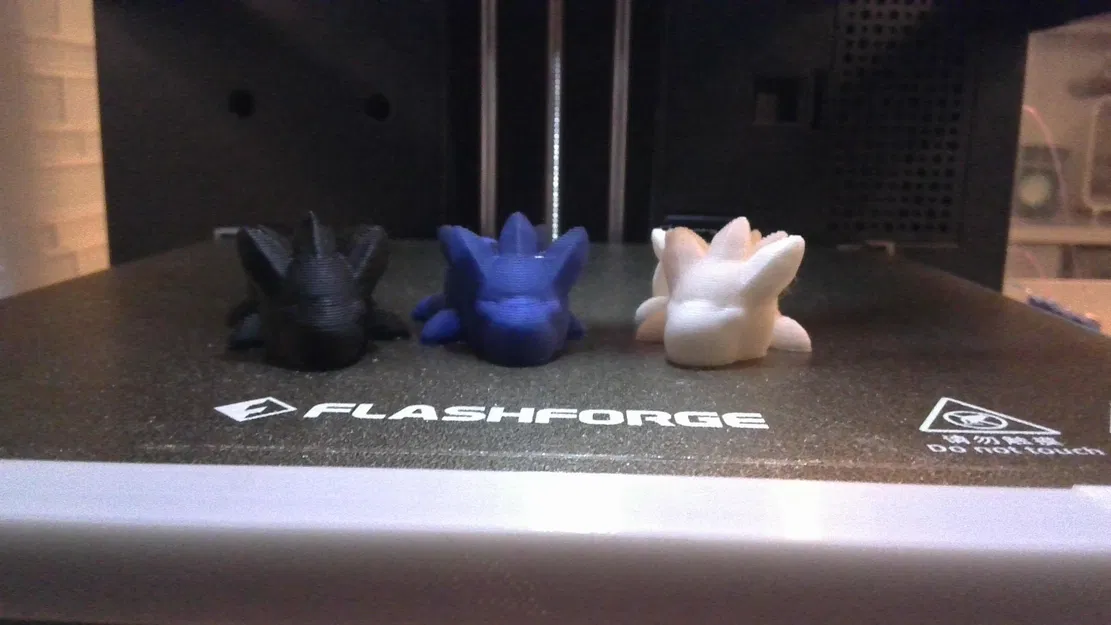 Mô hình rồng mini khớp nối (Mini Articulated Dragon) có lỗ làm móc khóa - Image 1