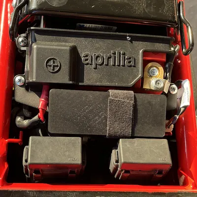 Hộc chứa đồ cho Aprilia Tuareg 660