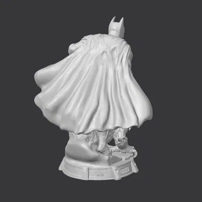 Mô hình Batman đứng trên tượng Gargoyle