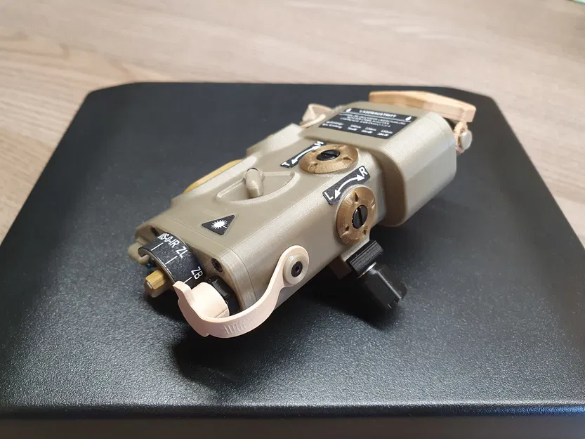 Hộp Đựng Pin Airsoft LM-VAMPIR - Image 4