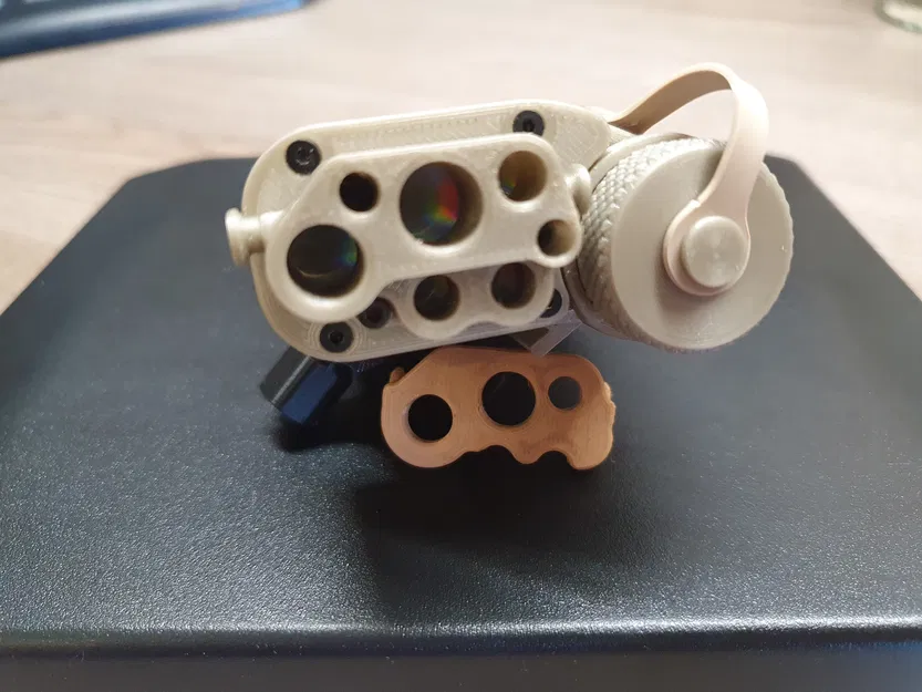 Hộp Đựng Pin Airsoft LM-VAMPIR - Image 6