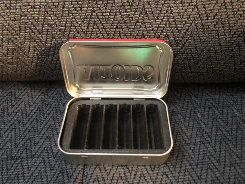 Khay in 3D đựng pin AAA cho hộp thiếc Altoids - Image 1