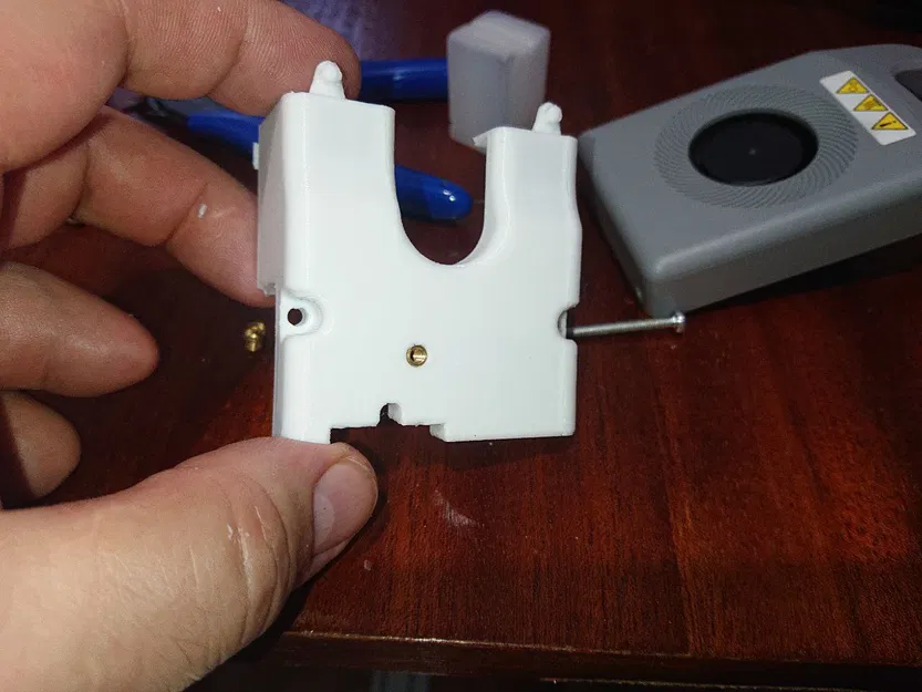 Nắp đậy trục X tích hợp khe đi dây cho Flashforge Adventurer 5M - Image 2