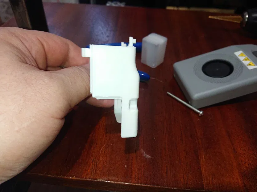 Nắp đậy trục X tích hợp khe đi dây cho Flashforge Adventurer 5M - Image 4