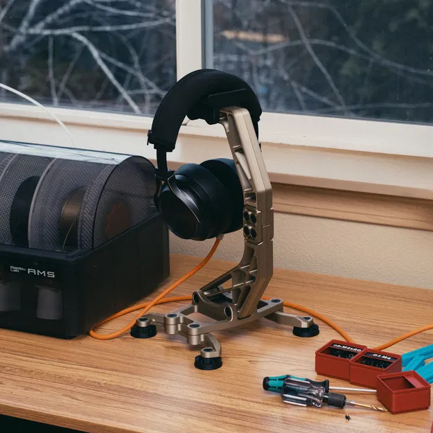 Giá treo tai nghe phong cách Industrial - Image 2