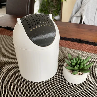 Thùng rác để bàn (Desktop Waste Bin)