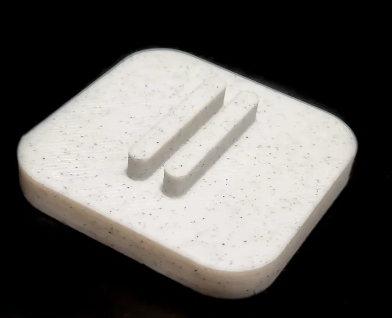 Mô hình chú thỏ Phục sinh (Easter Bunny) kèm chân đế - Image 2