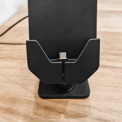 Đế dựng điện thoại kiêm giá sạc Galaxy Watch